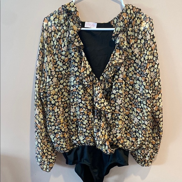 Floral Ruffle Blouse with Bodysuit - Picture 1 of 5